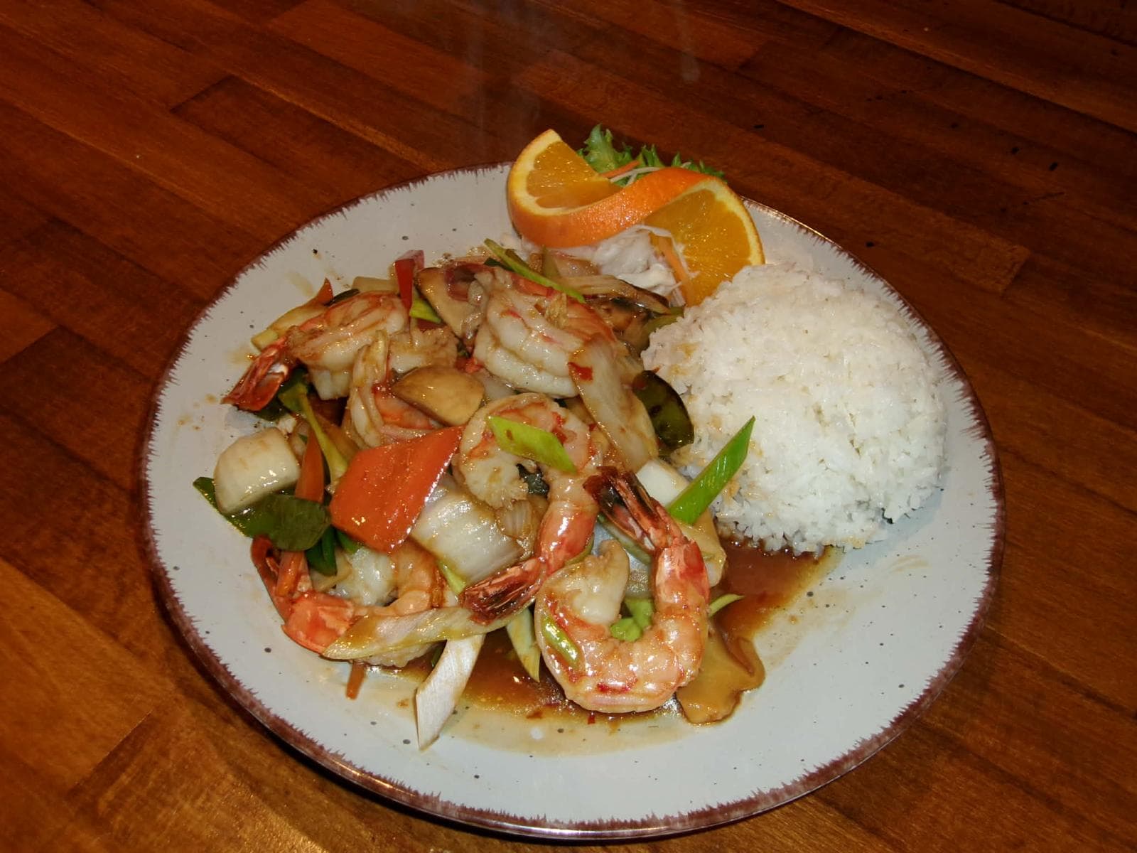 Garnelen Wok mit Gemüse und Reis